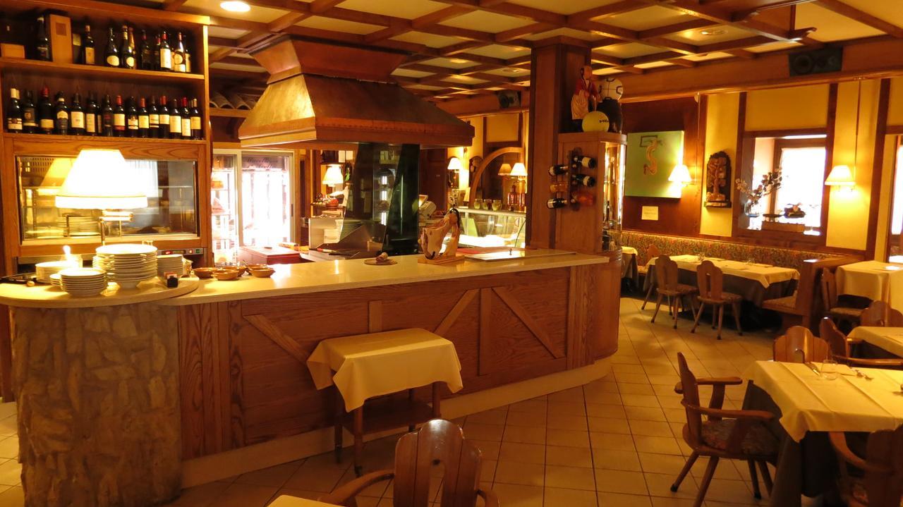 La Baita D'Oro Ristorante Residence Monteduro Exterior photo